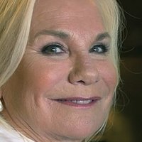 Монік ван де Вен Оголені