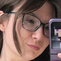 Мушмеллоу Оголені