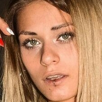 Морена Мурадор Оголені