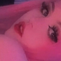 мотґрей Оголені