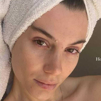 Надя Гаджолі Оголені