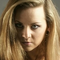 Наташа Калашникова Оголені