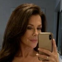 Ніколь Зайферт Оголені