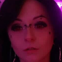 Нотізіінві Оголені