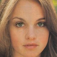 Памела Сью Мартін Оголені