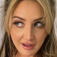 Помпонетт Оголені