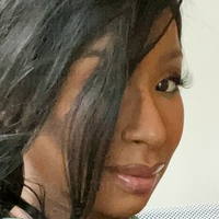 Прісцилла Рейсс Оголені