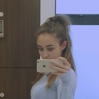 Розі Льюїс Оголені