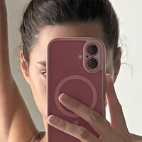 Рейчел Сілва Оголені