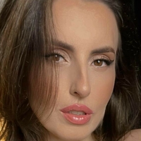 Ріа Андерсон Оголені