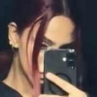 Саанві Ханна Оголені