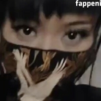 Сапфіренікі Оголені