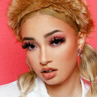 скарлетблум Оголені