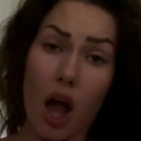 Шейден Роуг Оголені