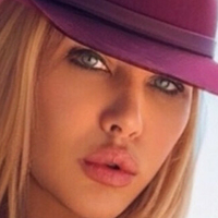 Шанна Моклер Оголені