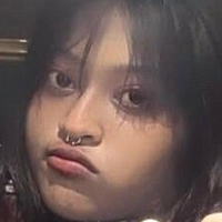 Шутдфвчковсамм Оголені