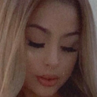 Стейсисголд Оголені