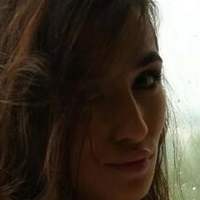 СтейсіКью Оголені