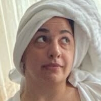 Суфіє Мазаніані Оголені