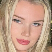 Тейлор Кемфорст Оголені