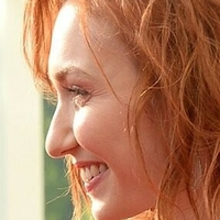 Томлінсон Оголені