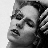 у495166718 Оголені