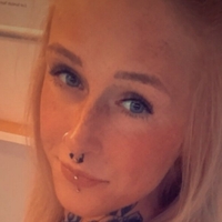 Ванесса Хойерт Оголені