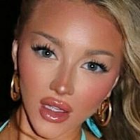 Ванна Ейнерсон Оголені