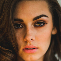 Вікторія Толанд Оголені