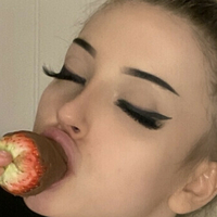 Віккзі Оголені