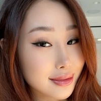 Вайфуо Оголені