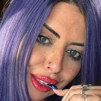 Юренджелджулія Оголені