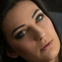 Іві89к Оголені